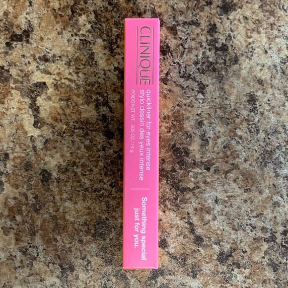 NIB Clinique quickliner for eyes intense trial size intense ebony black - Picture 1 of 8
